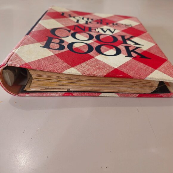 Better Homes New Cookbook 1972 hardcover ephemera paper 5 ring binder fair cond. - Picture 3 of 15